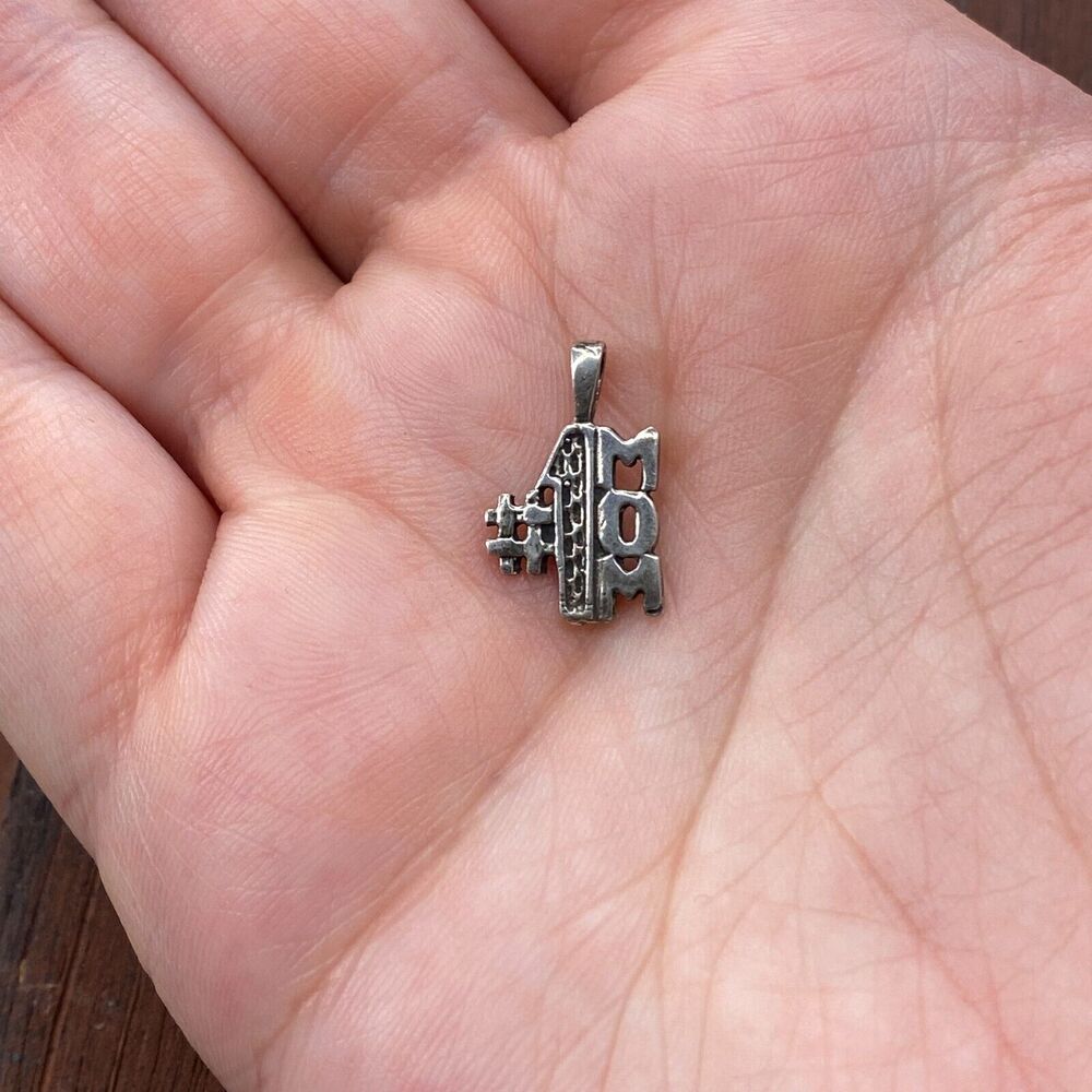 Vintage 925 Sterling Silver "#1 Mom" Pendant Bracelet Charm